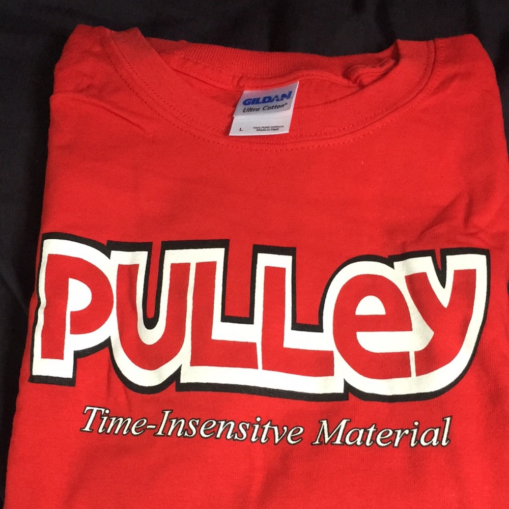 Red GRAPHIC shirt sleeves tee t-shirt L